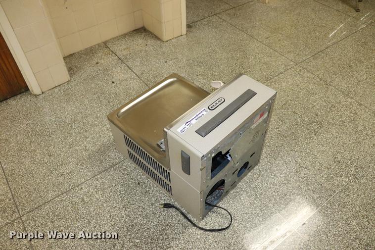 image for item ED9615 Elkay water fountain