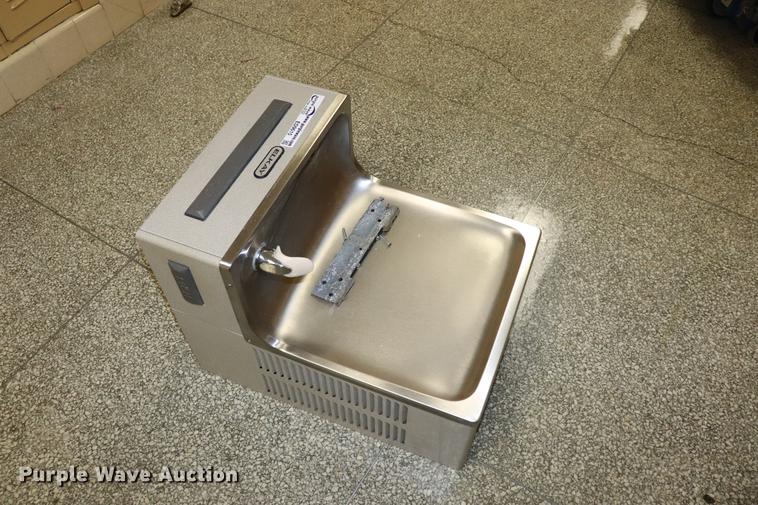 image for item ED9615 Elkay water fountain