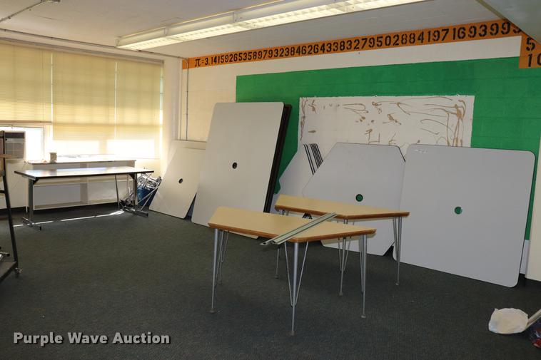 image for item ED9617 Approximately 20 tables