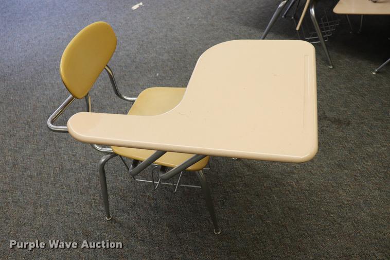 image for item ED9619 Approximately 55 desks