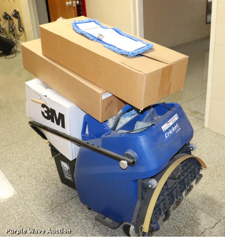 image for item ED9622 Cricket Automop