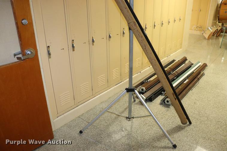 image for item ED9625 Approximately 10 projector screens