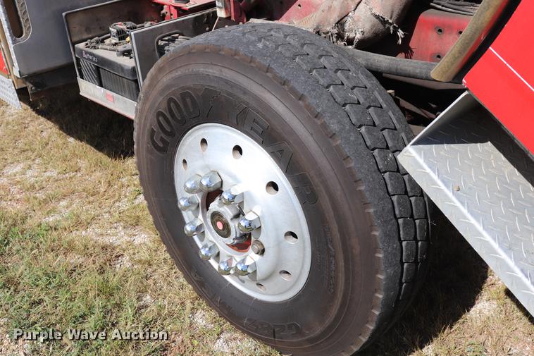 image for item ED9627 1993 Sutphen fire truck