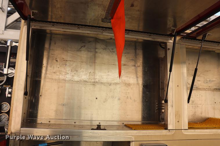 image for item ED9627 1993 Sutphen fire truck