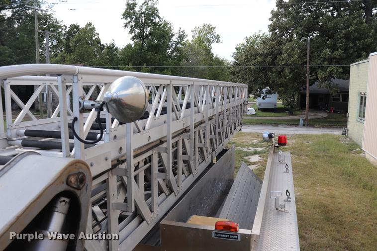 image for item ED9627 1993 Sutphen fire truck