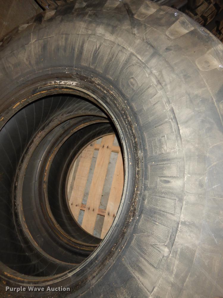 image for item EE9074 (2) Michelin 14.00R24 tires