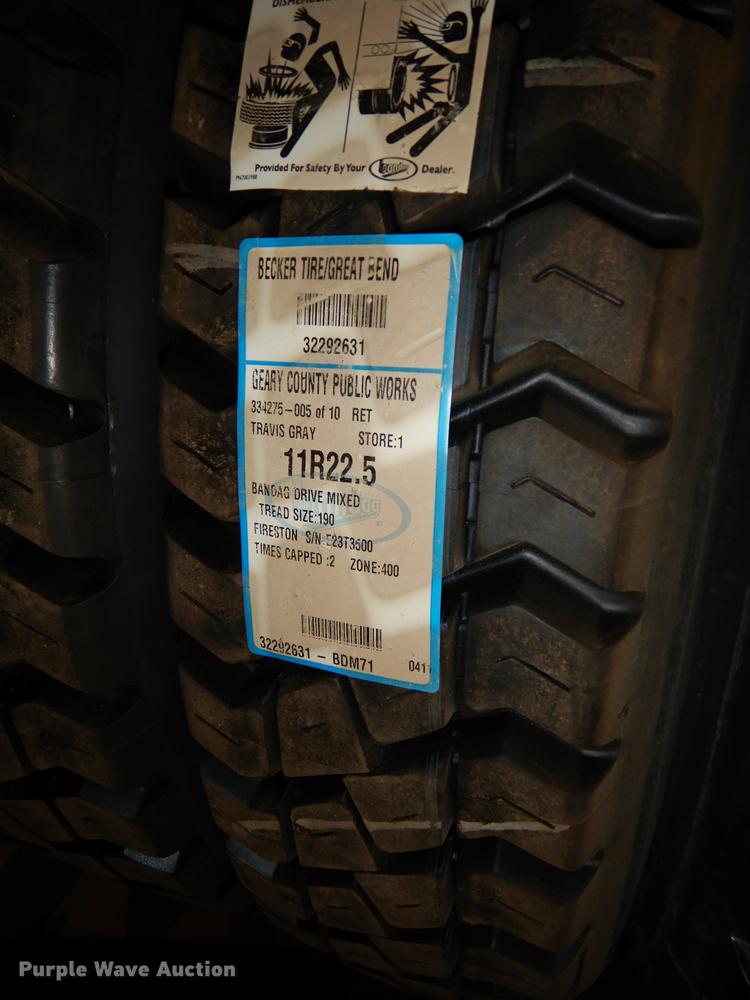 image for item EE9076 (6) 11R22.5 tires