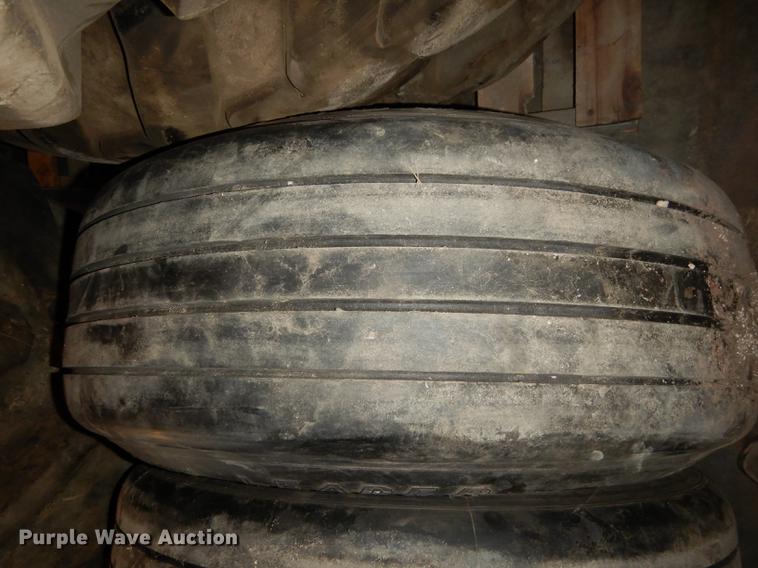 image for item EE9079 (3) Goodyear Flight Leader 30x95-16 airplane tire