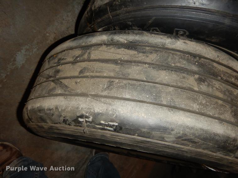 image for item EE9079 (3) Goodyear Flight Leader 30x95-16 airplane tire