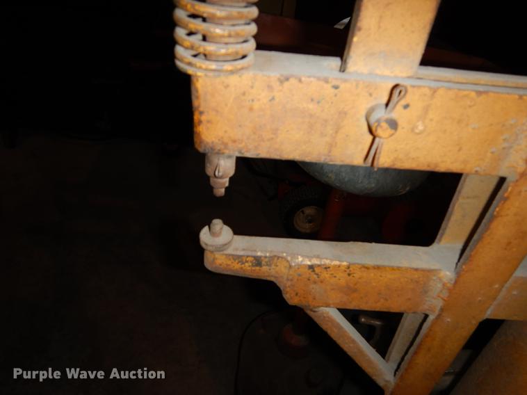 image for item EE9089 Tools