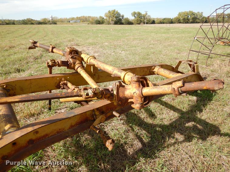 image for item EE9121 (2) Caterpillar graders