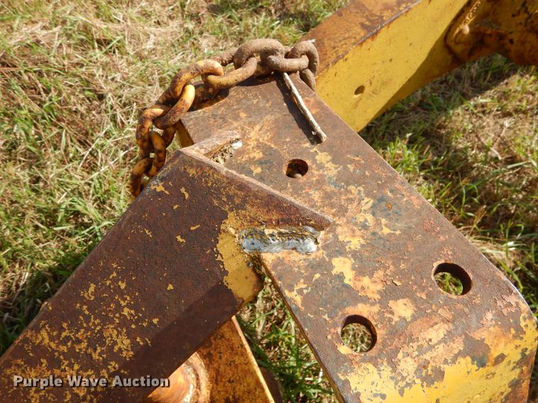 image for item EE9121 (2) Caterpillar graders