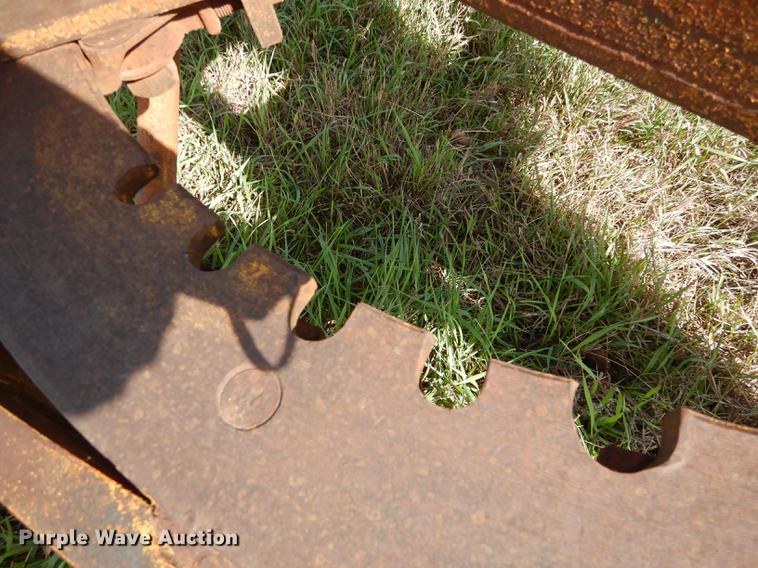 image for item EE9121 (2) Caterpillar graders