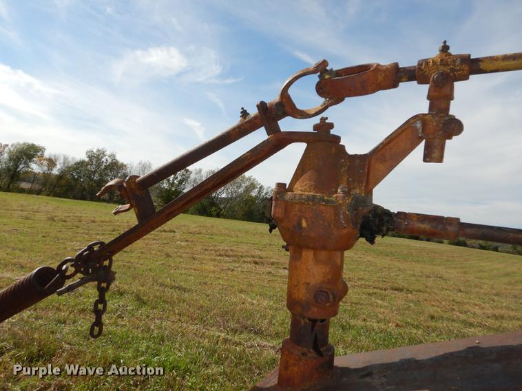 image for item EE9121 (2) Caterpillar graders