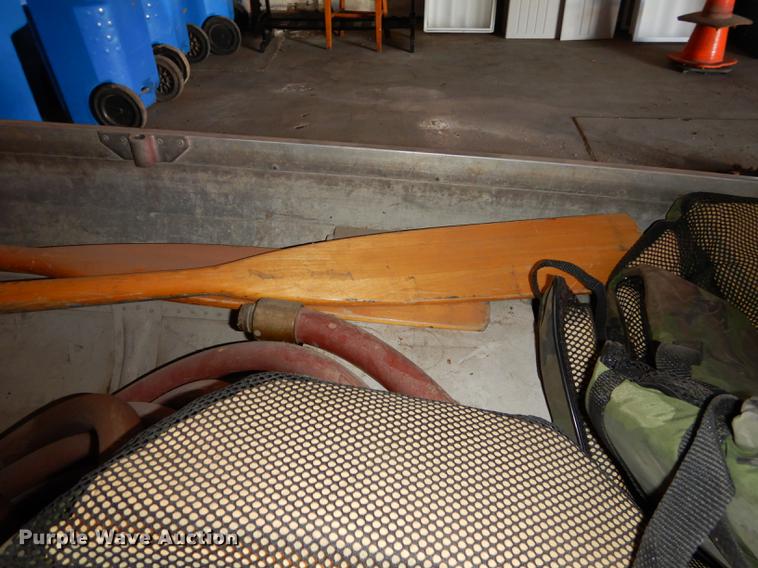 image for item EE9161 2010 Sea King aluminum boat