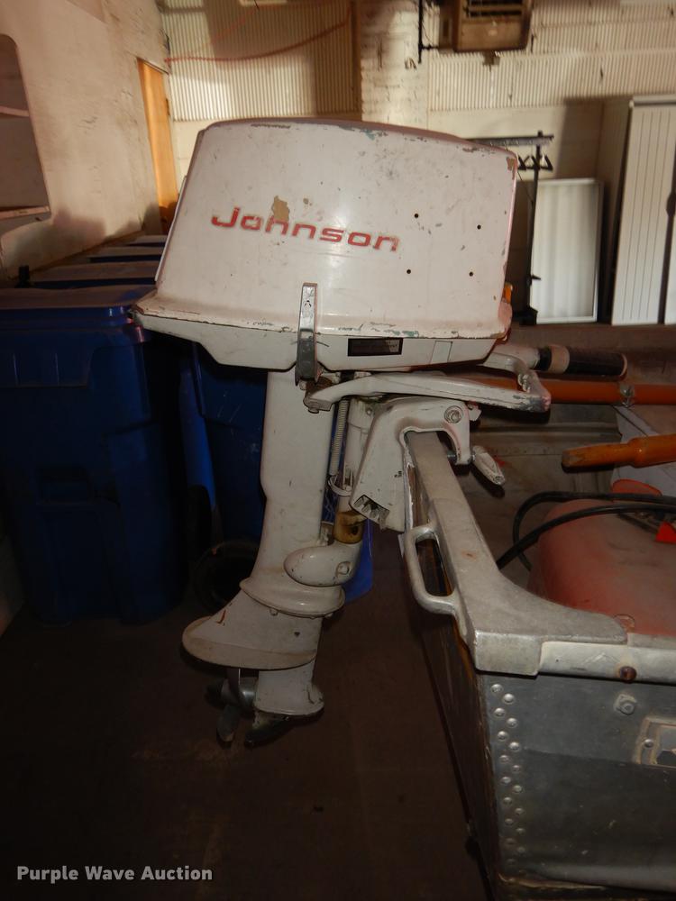 image for item EE9161 2010 Sea King aluminum boat