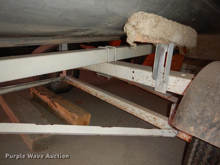 image for item EE9161 2010 Sea King aluminum boat