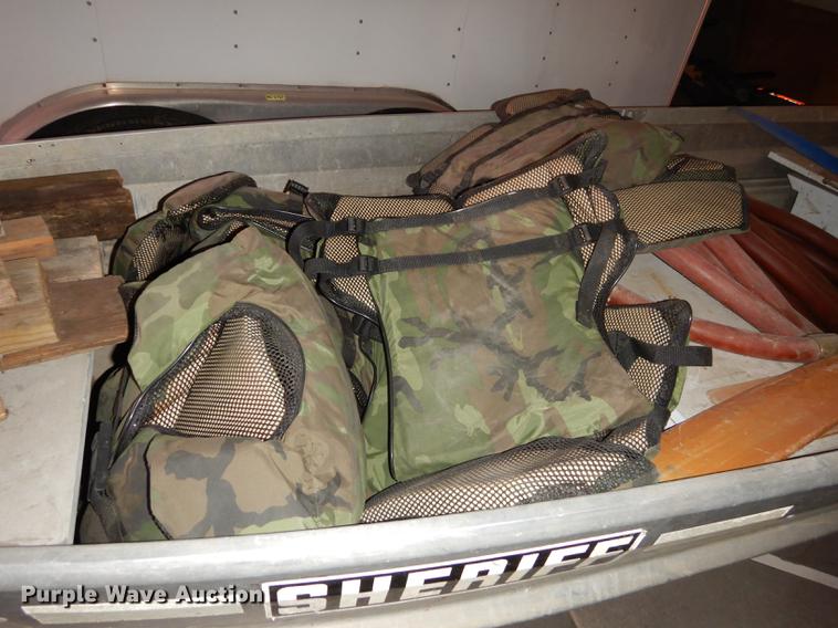 image for item EE9161 2010 Sea King aluminum boat