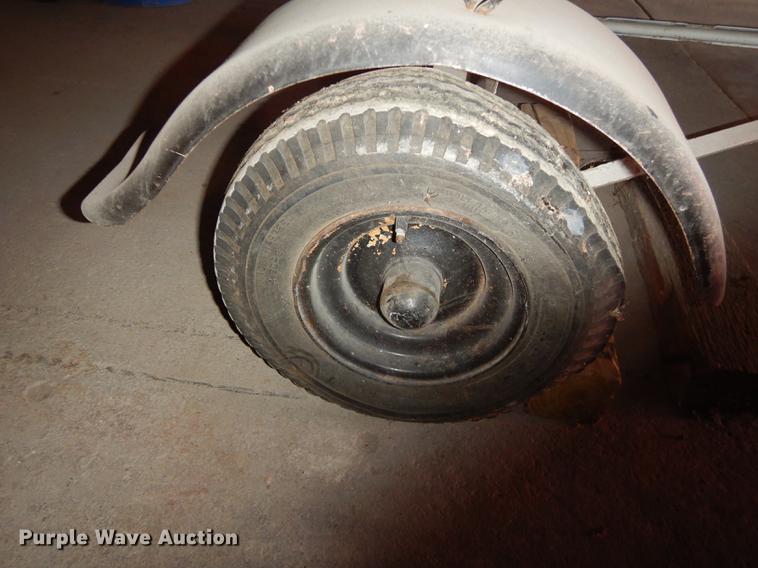 image for item EE9161 2010 Sea King aluminum boat