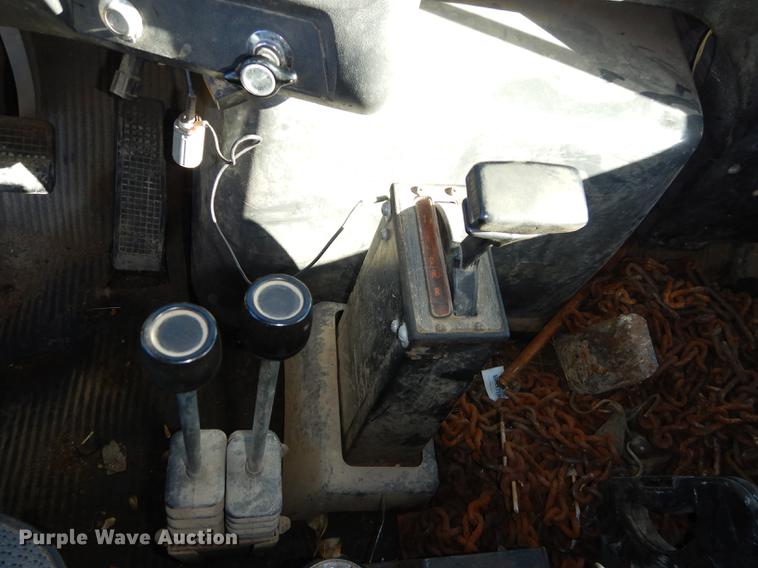 image for item J5653 1994 Ford L8000 dump truck