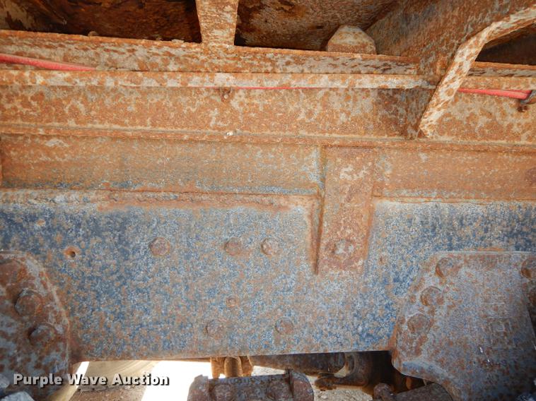 image for item J5653 1994 Ford L8000 dump truck