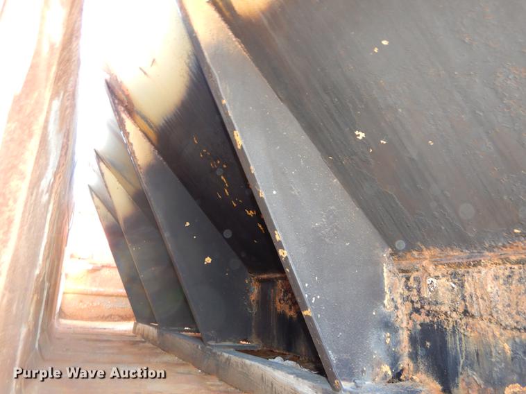 image for item J5653 1994 Ford L8000 dump truck