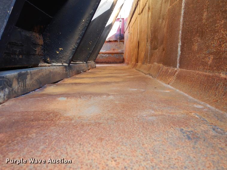 image for item J5653 1994 Ford L8000 dump truck