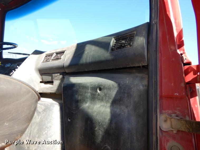 image for item J5653 1994 Ford L8000 dump truck