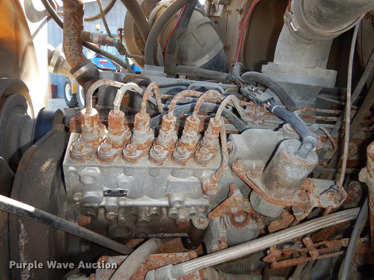 image for item J5653 1994 Ford L8000 dump truck