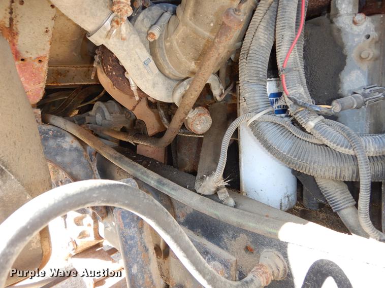 image for item J5653 1994 Ford L8000 dump truck