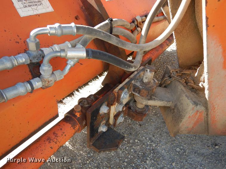 image for item J5656 1988 Lay-mor broom