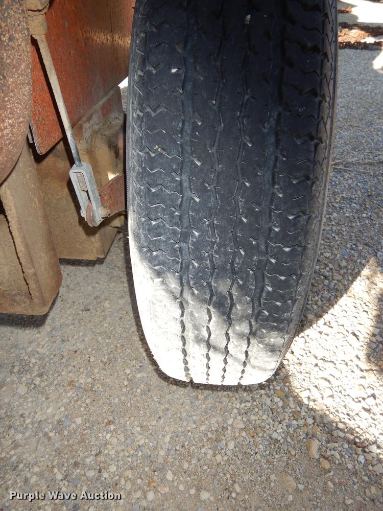 image for item J5656 1988 Lay-mor broom