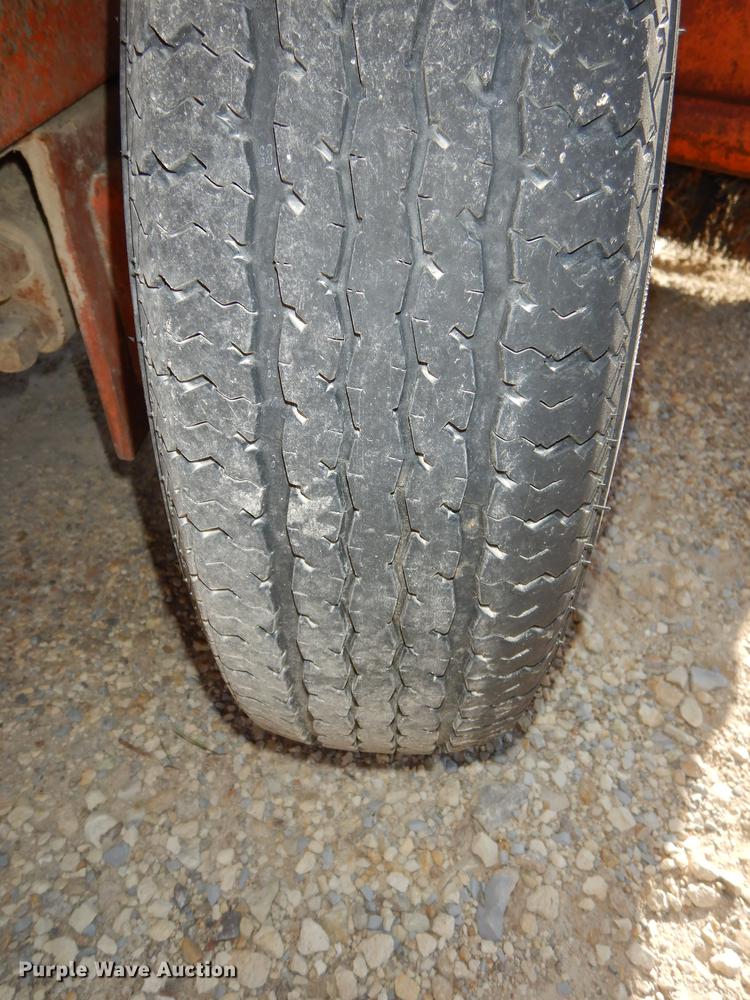 image for item J5656 1988 Lay-mor broom