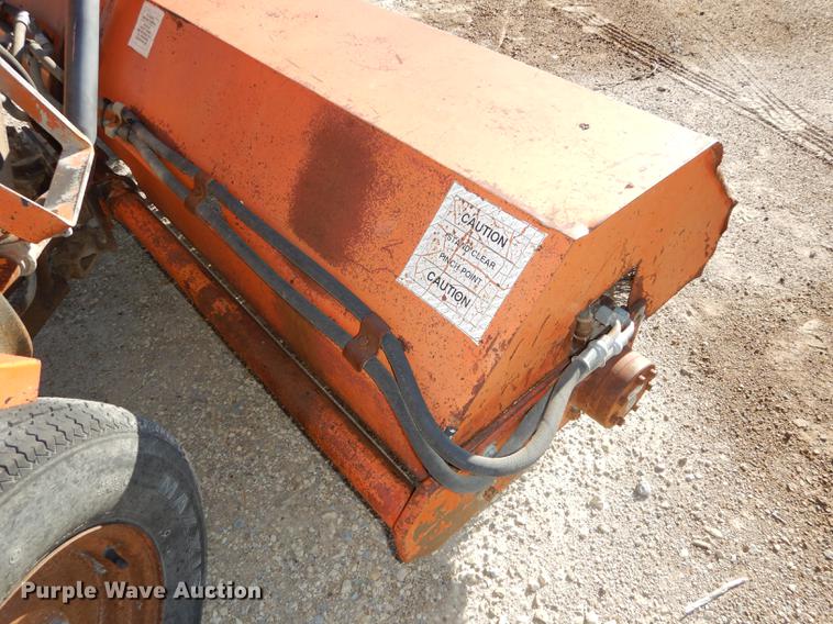 image for item J5656 1988 Lay-mor broom