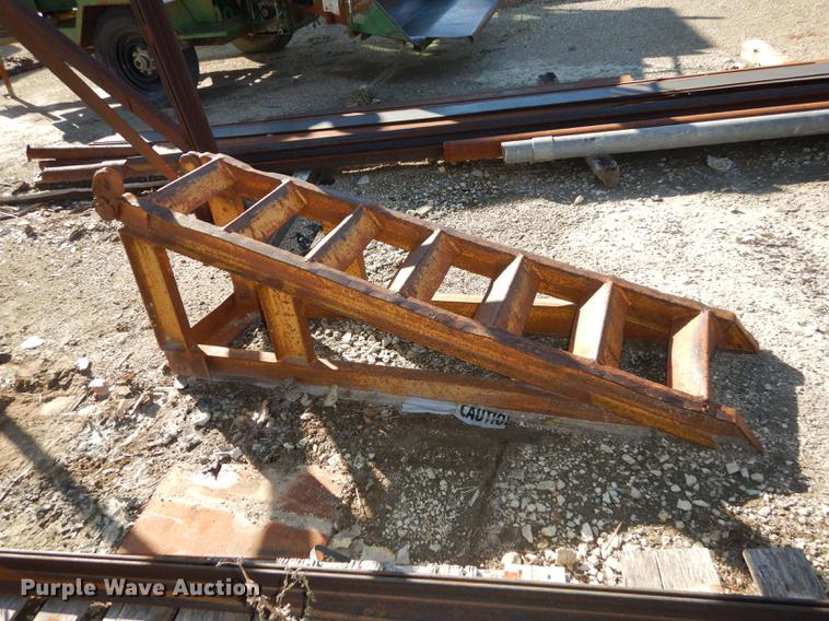 image for item J5657 (2) trailer ramps