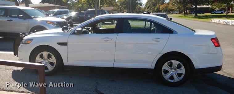 image for item J5664 2013 Ford Taurus Police Interceptor