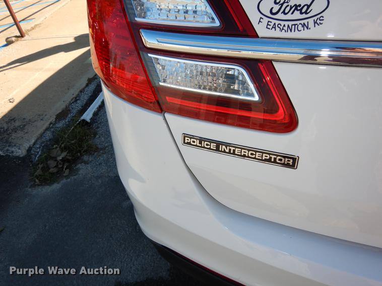 image for item J5664 2013 Ford Taurus Police Interceptor