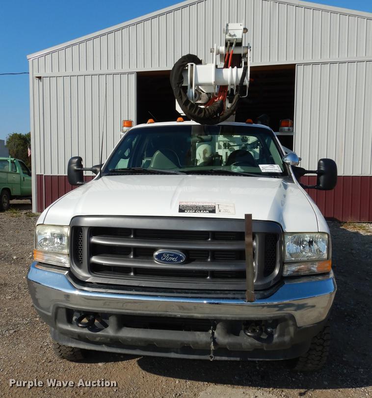 image for item J5666 2002 Ford F550 Super Duty XL bucket truck