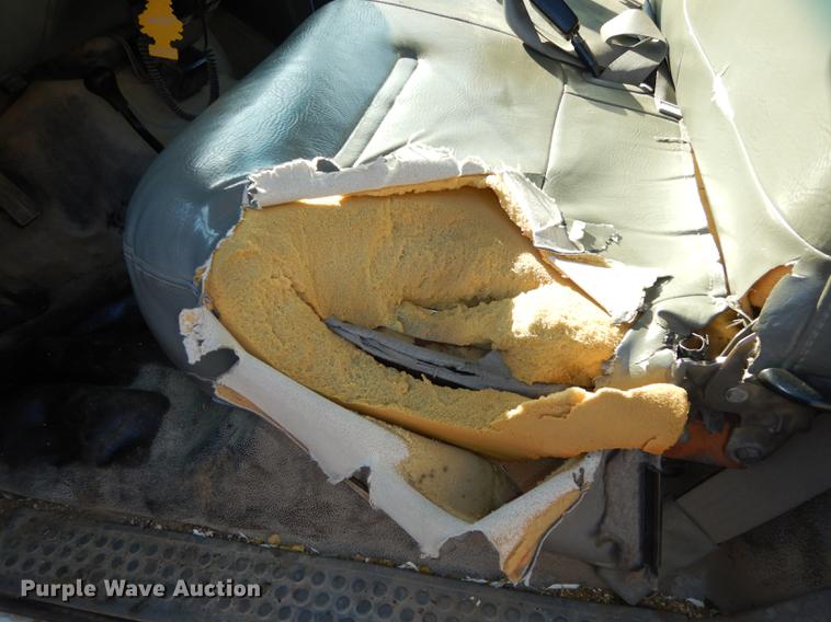 image for item J5666 2002 Ford F550 Super Duty XL bucket truck