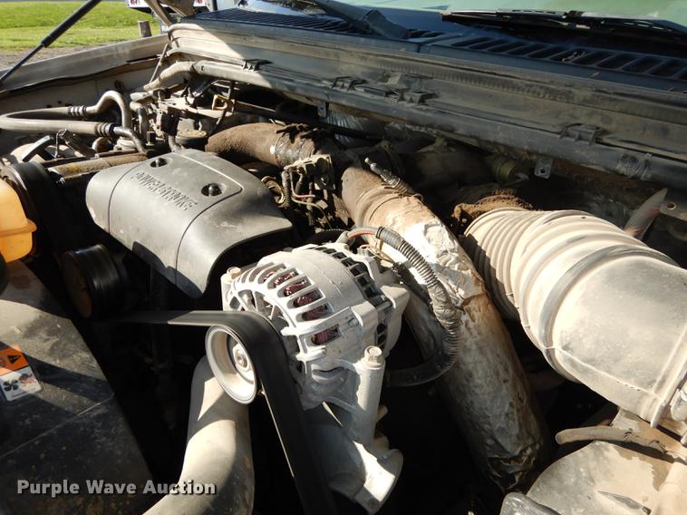 image for item J5666 2002 Ford F550 Super Duty XL bucket truck