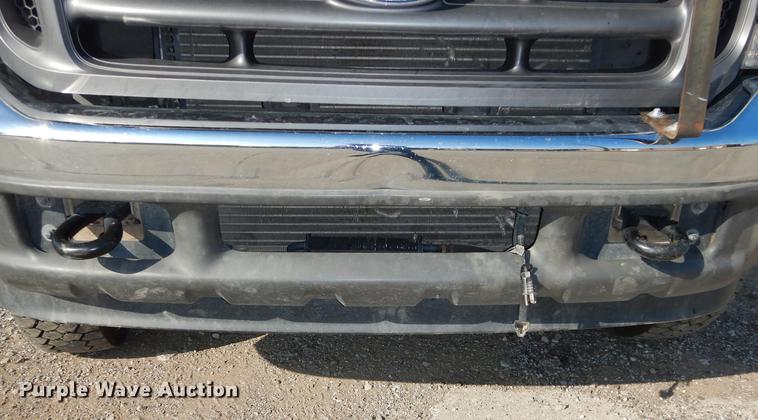image for item J5666 2002 Ford F550 Super Duty XL bucket truck