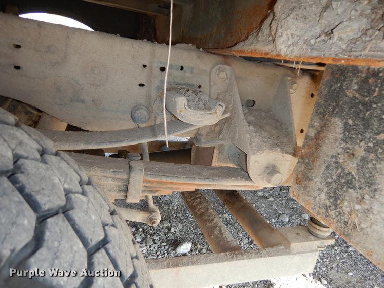 image for item J5666 2002 Ford F550 Super Duty XL bucket truck