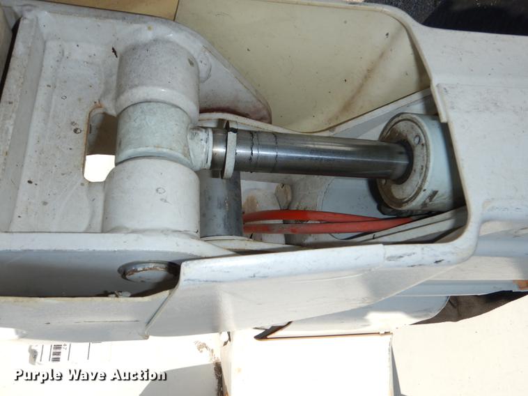 image for item J5666 2002 Ford F550 Super Duty XL bucket truck