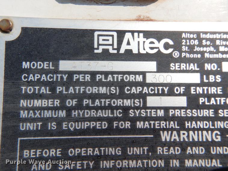 image for item J5666 2002 Ford F550 Super Duty XL bucket truck