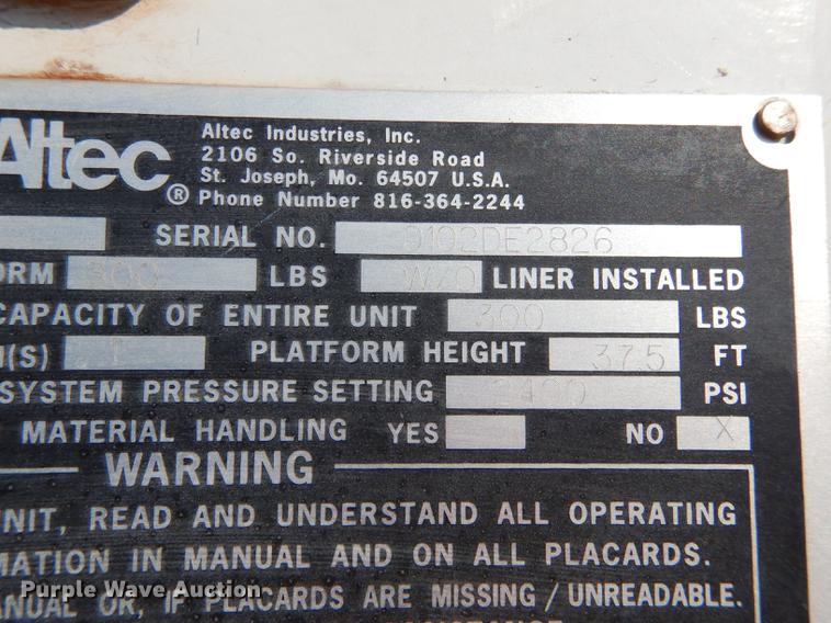 image for item J5666 2002 Ford F550 Super Duty XL bucket truck