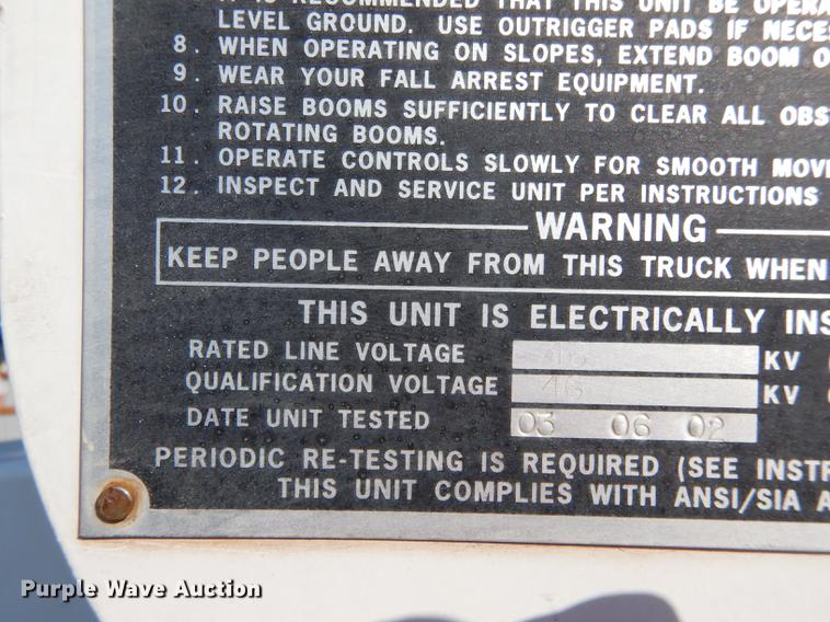 image for item J5666 2002 Ford F550 Super Duty XL bucket truck