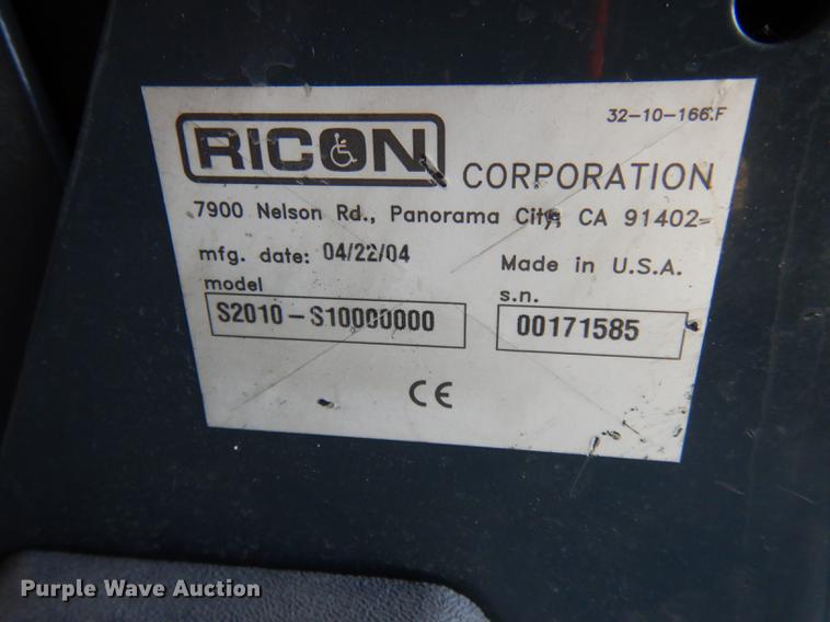 image for item J5668 2004 Ford E450 Super Duty Eldorado AeroTech shuttle bus