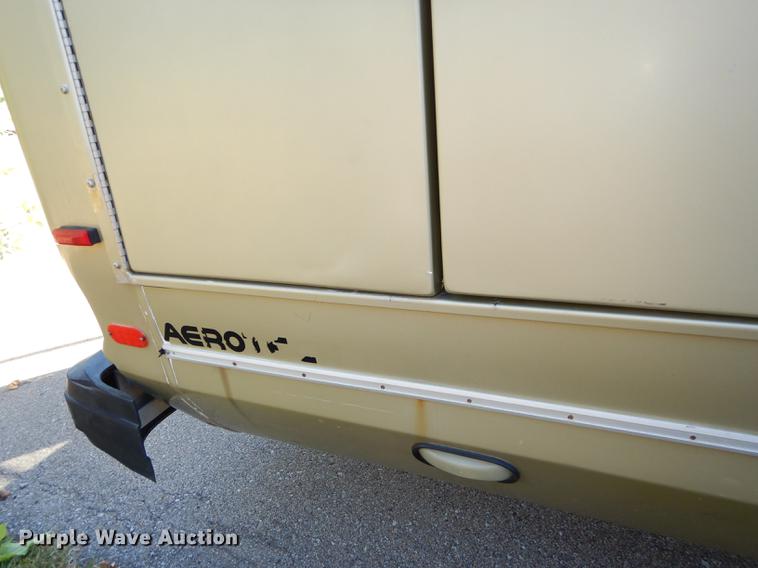 image for item J5668 2004 Ford E450 Super Duty Eldorado AeroTech shuttle bus