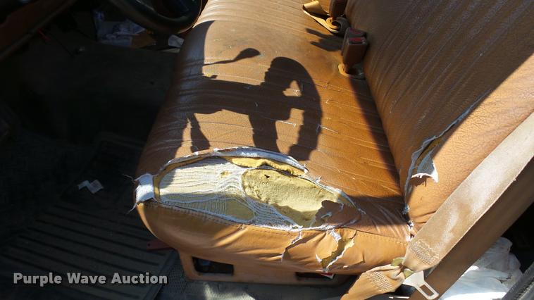 image for item K3867 1989 Chevrolet 1500 pickup truck