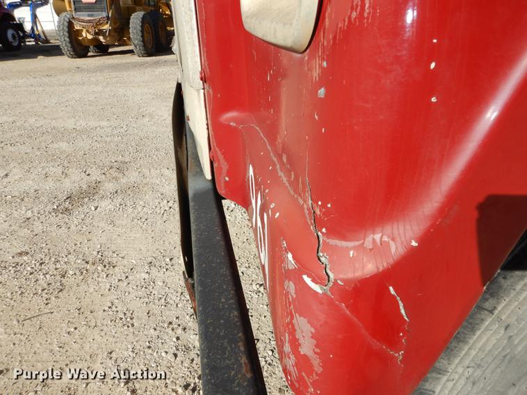 image for item K5835 1983 International Transtar 4300 semi truck